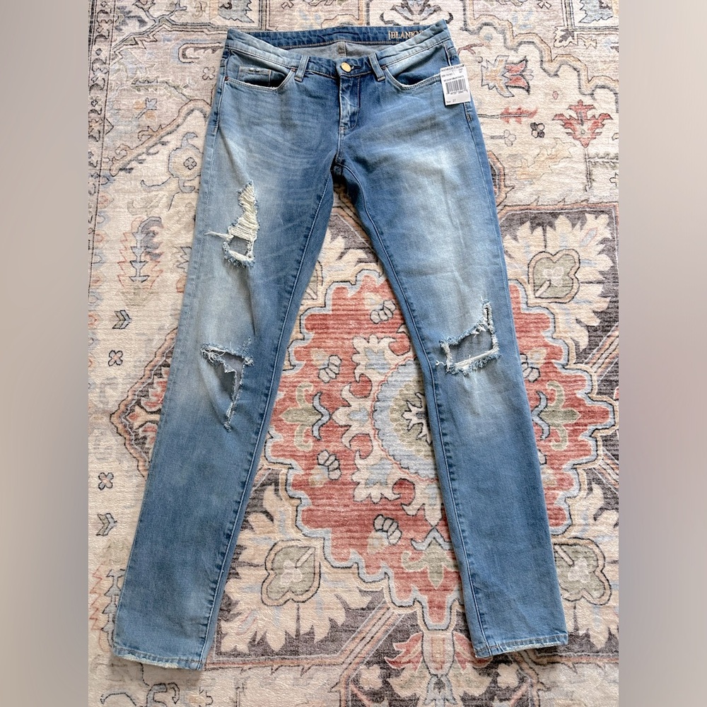 NWT Blank NYC Distressed Low Rise Medium Wash Skinny Jeans - Size 27